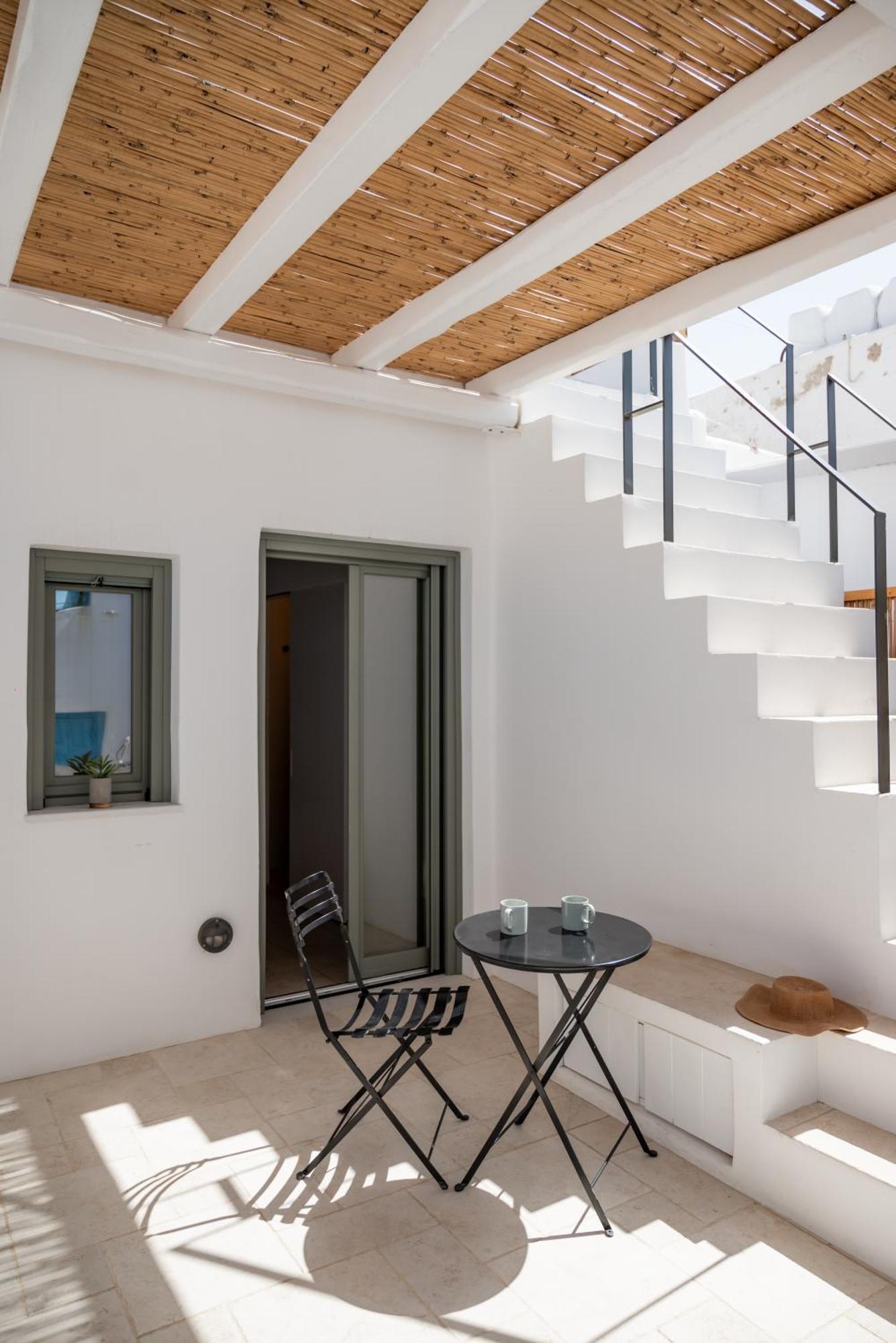 Aniko Suites White Alley Mykonos Town エクステリア 写真