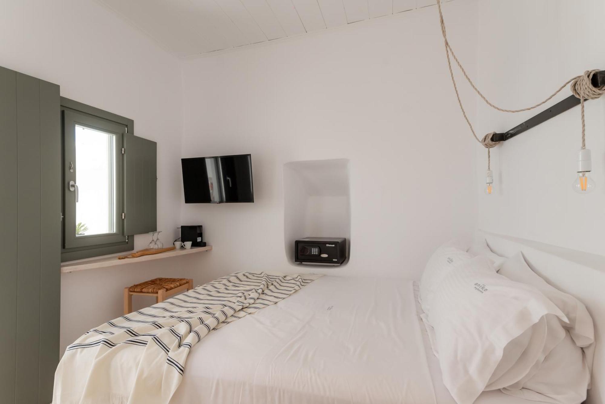 Aniko Suites White Alley Mykonos Town エクステリア 写真