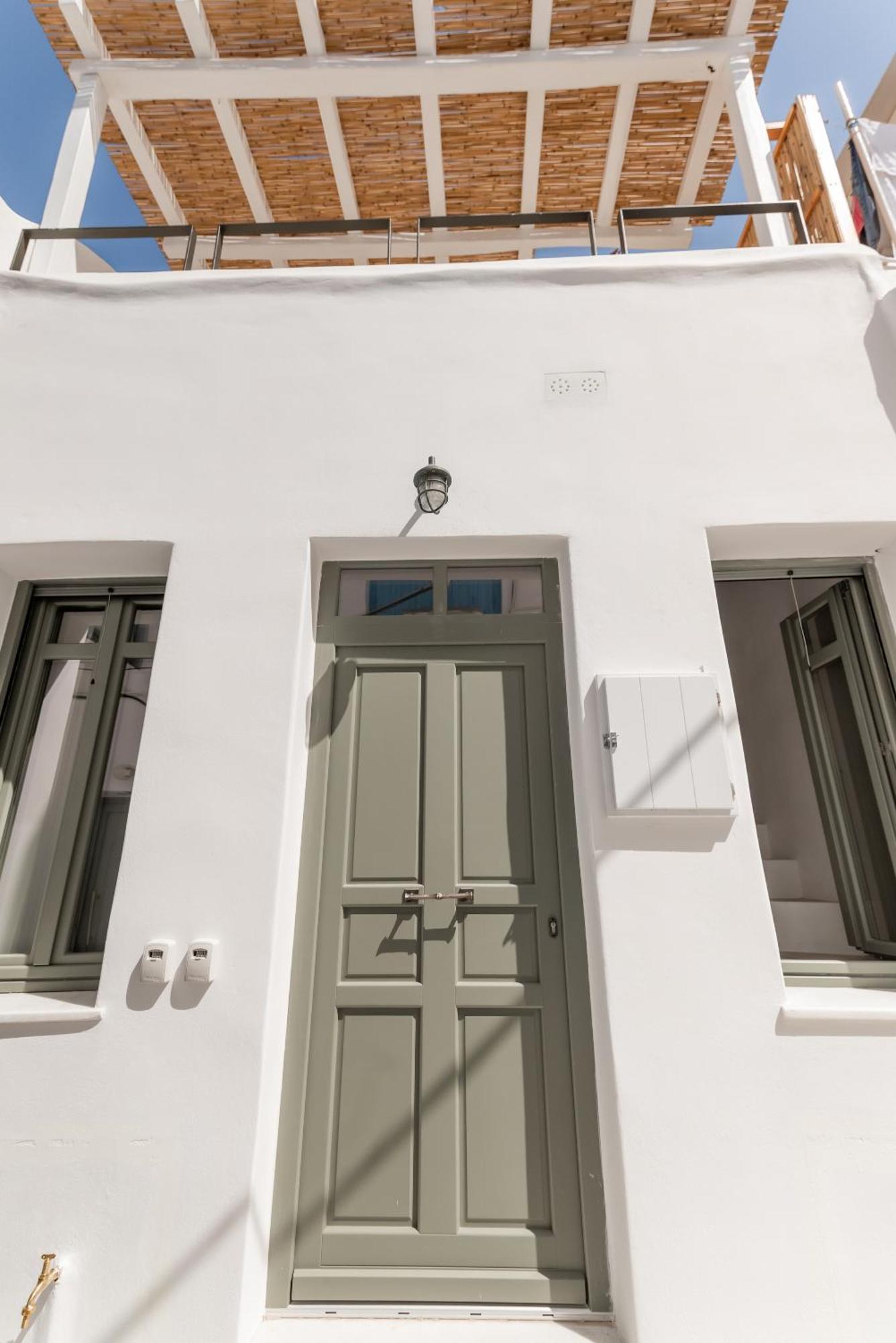 Aniko Suites White Alley Mykonos Town エクステリア 写真